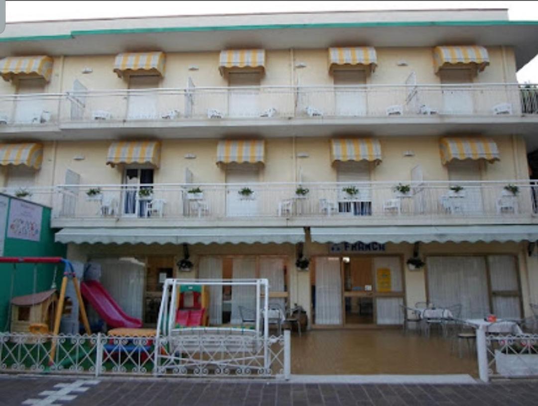 Hotel Franca Misano Adriatico Exterior photo